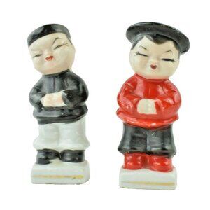 Bowing Oriental Couple Figurines Mid Century Vintage 4 inch tall